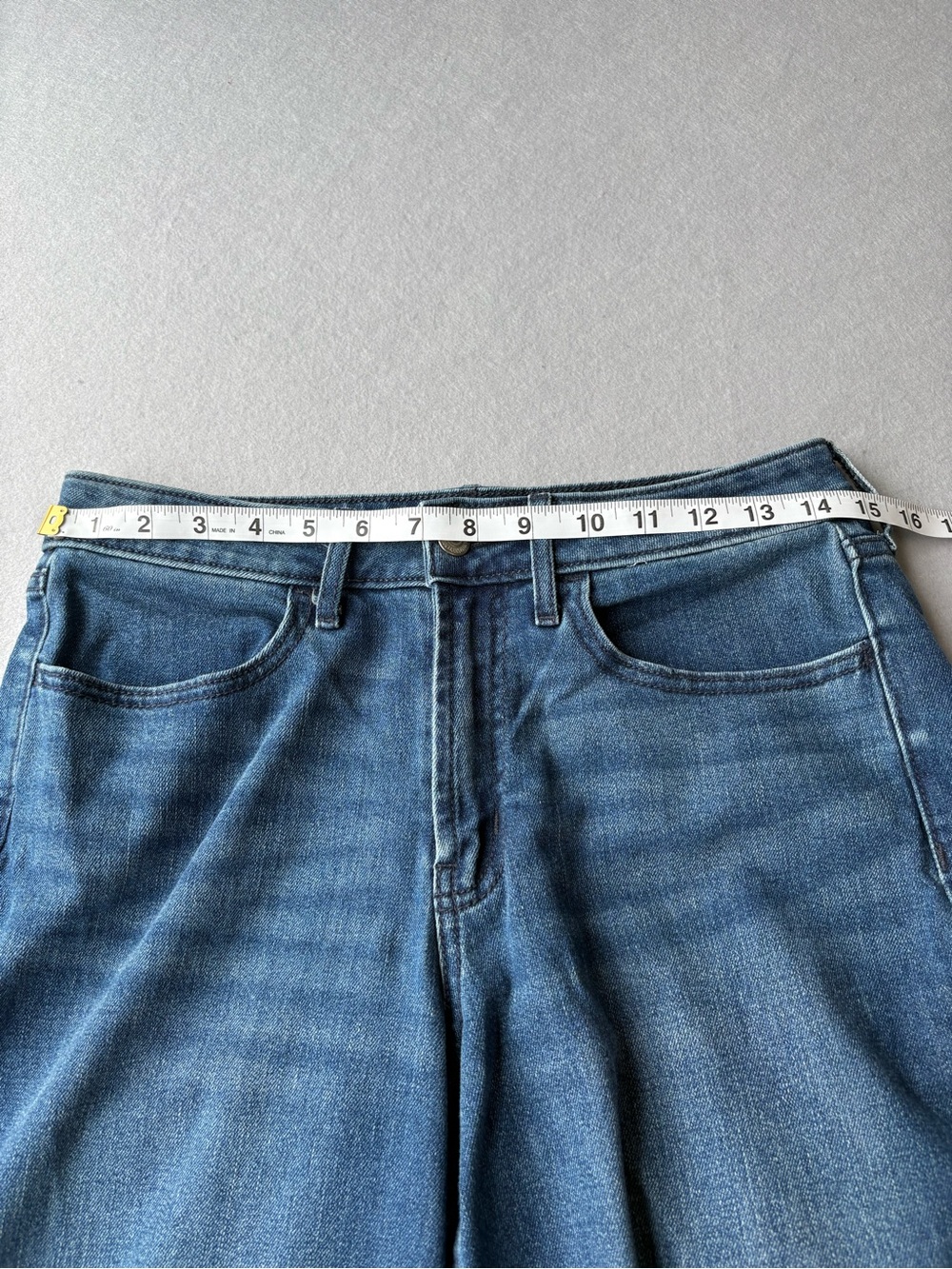 Old Navy High Rise Wow Wide-Leg New Moon Blue Medium Wash Jeans Sz 8 Comfy - Picture 5 of 8
